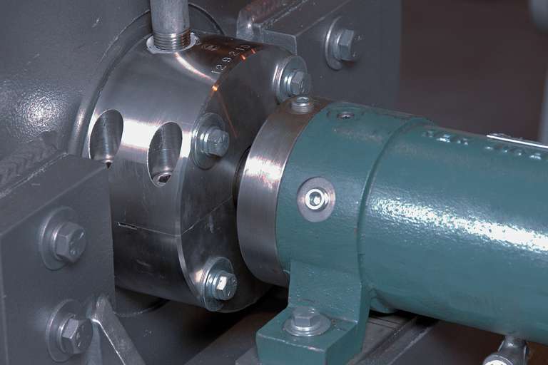 Successful sealed compressor in cracking unit